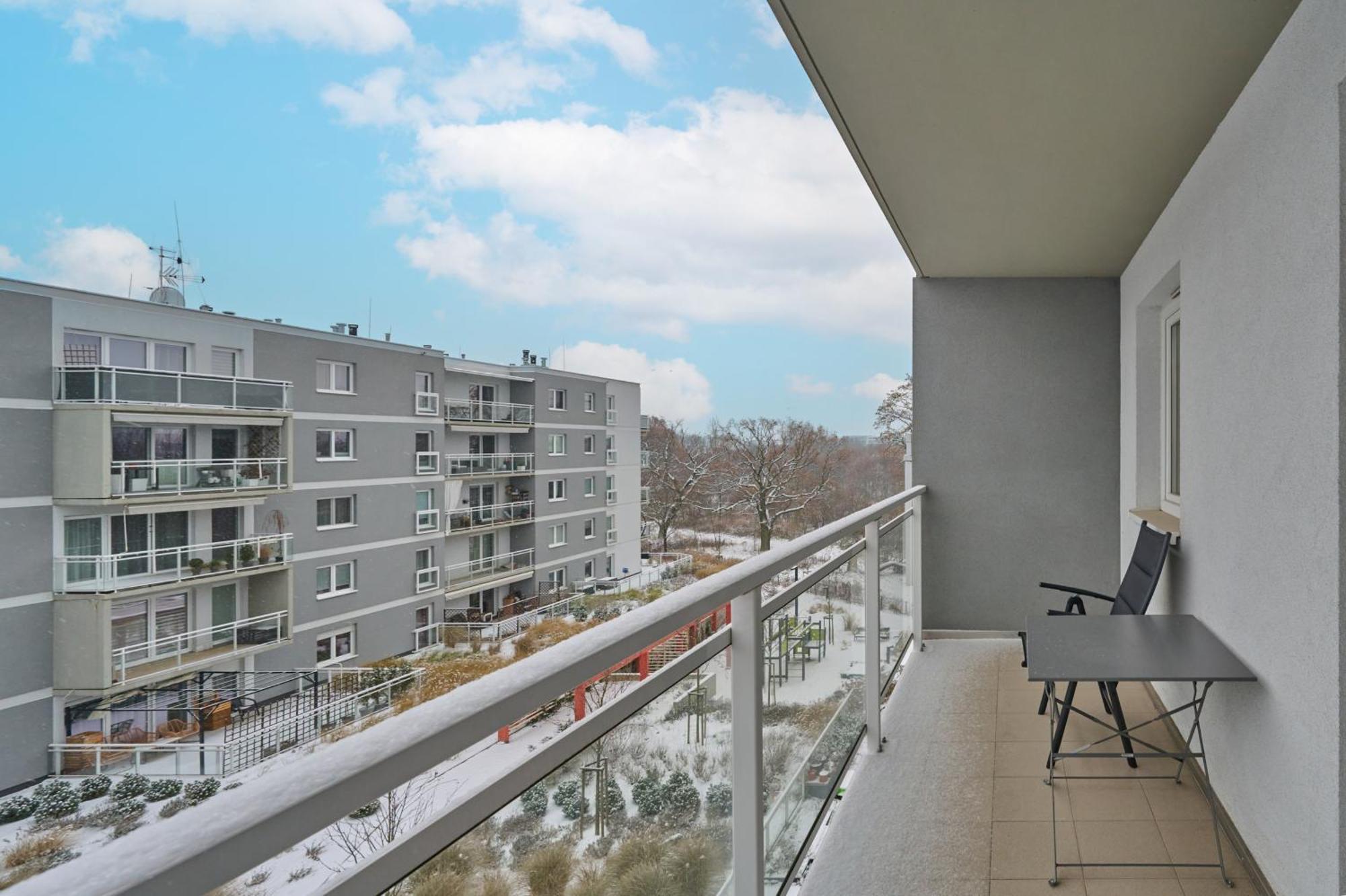 Wroclaw Rose Apartments By Noclegi Renters Luaran gambar