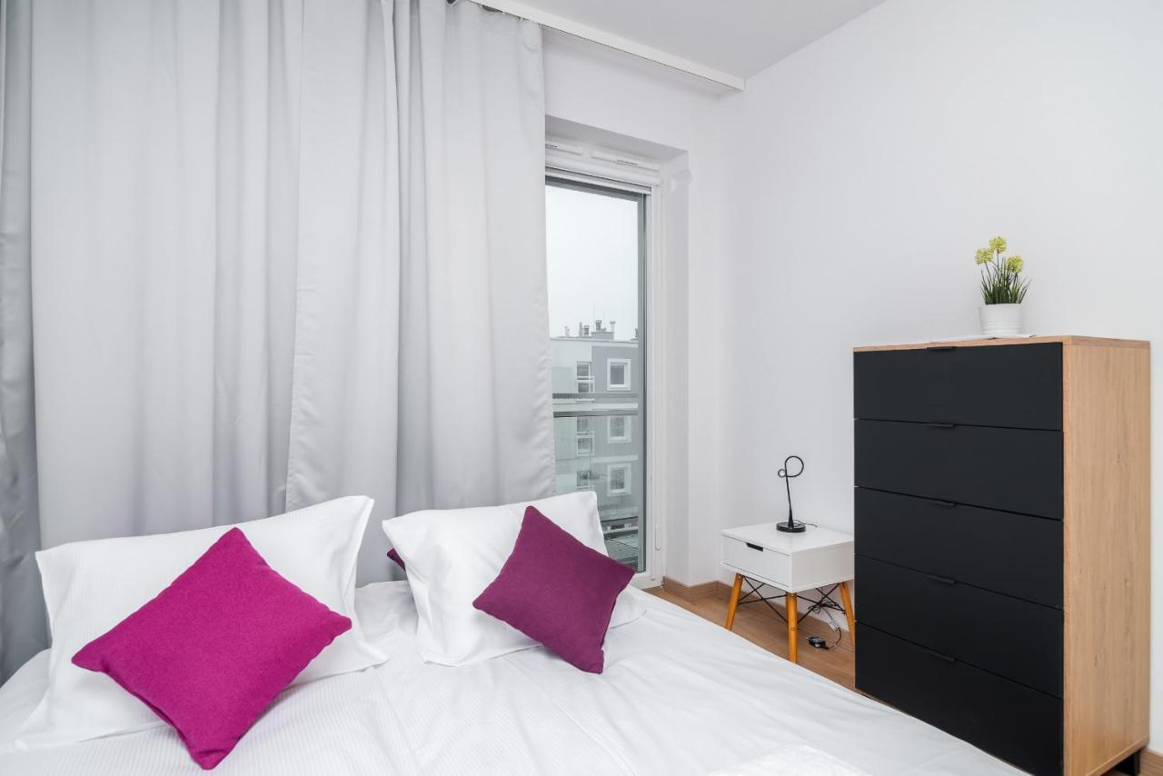 Wroclaw Rose Apartments By Noclegi Renters Luaran gambar