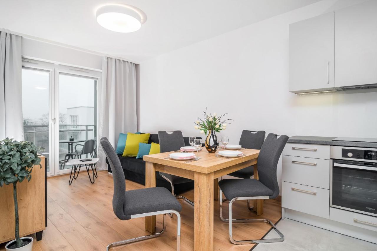 Wroclaw Rose Apartments By Noclegi Renters Luaran gambar